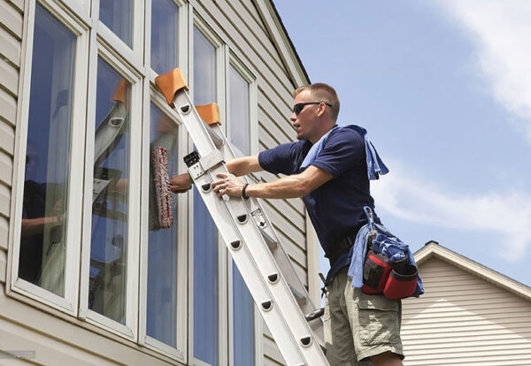 Common-Window-Cleaning